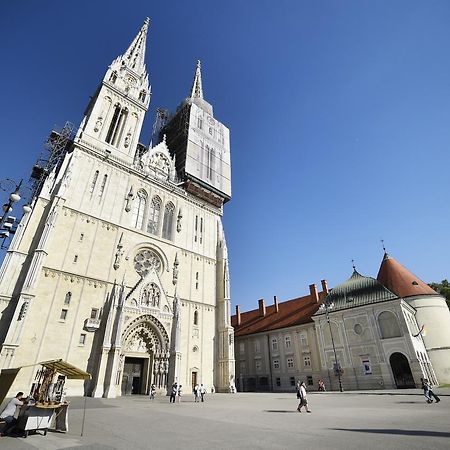 Main Square Central Apartment Zagreb Buitenkant foto